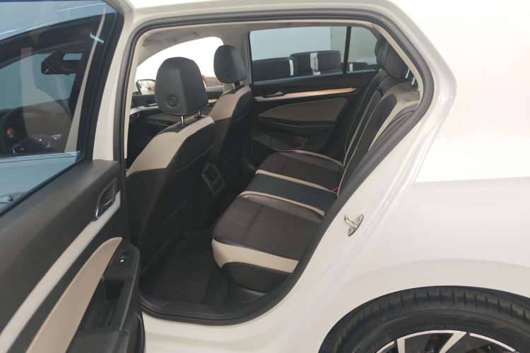 Used Volkswagen Golf 2023 Facelift 280TSI DSG Pro
