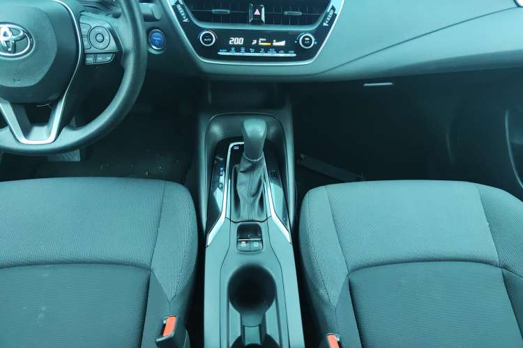 Used Toyota Levin 2021 Dual-Motor 1.8H E-CVT Leading Edition
