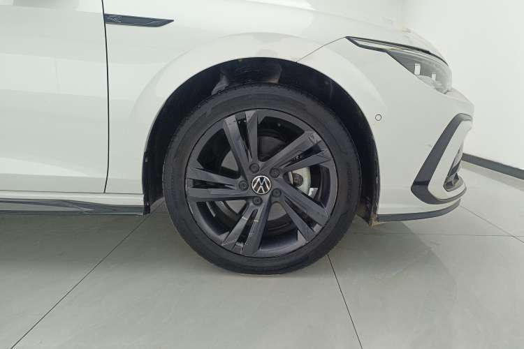 Used Volkswagen Golf 2023 Facelift 280TSI DSG R-Line Lite
