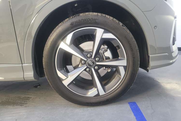 Used Audi Q3 2024 35 TFSI Fashion Dynamic Edition
