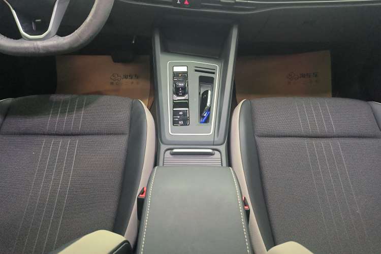 Used Volkswagen Golf 2023 Facelift 280TSI DSG Pro
