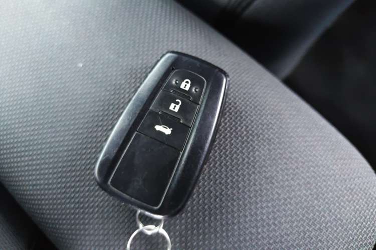 Used Toyota Levin 2021 Dual-Motor 1.8H E-CVT Leading Edition
