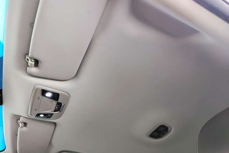 Used Geely Auto Emgrand 2019 Leading Edition 1.5L CVT Luxury Model China VI Standard
