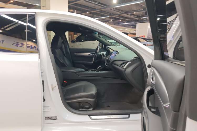 Used Cadillac CT5 2021 28T Luxury Version
