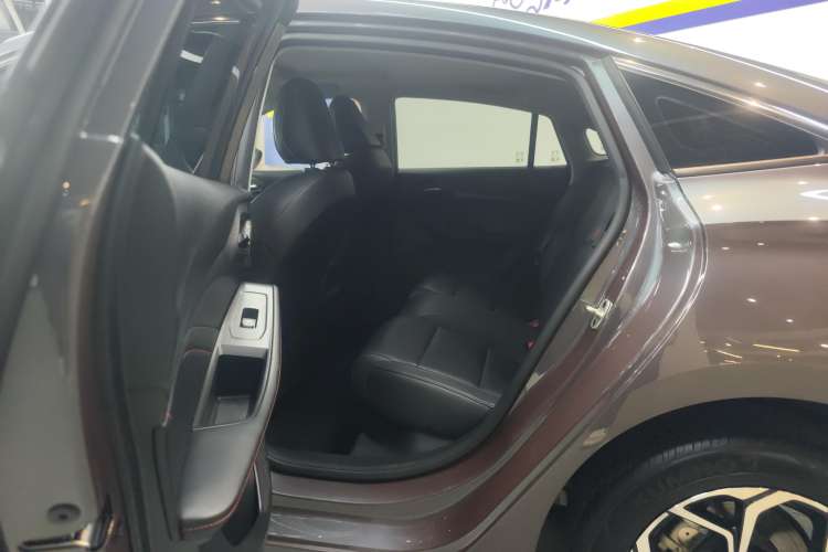 Used MG 5 2022 180 DVVT CVT Youth Style Edition
