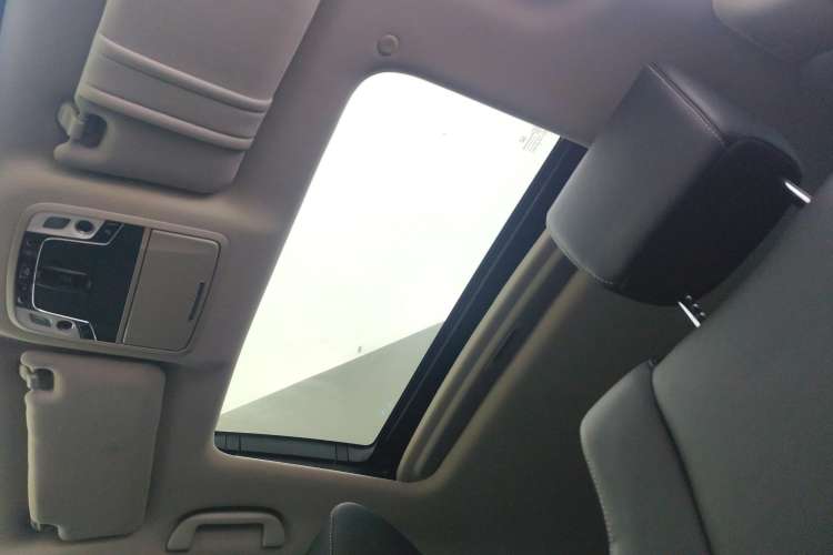 Used Honda Inspire 2019 260TURBO Elegant Edition China VI Emission Standard
