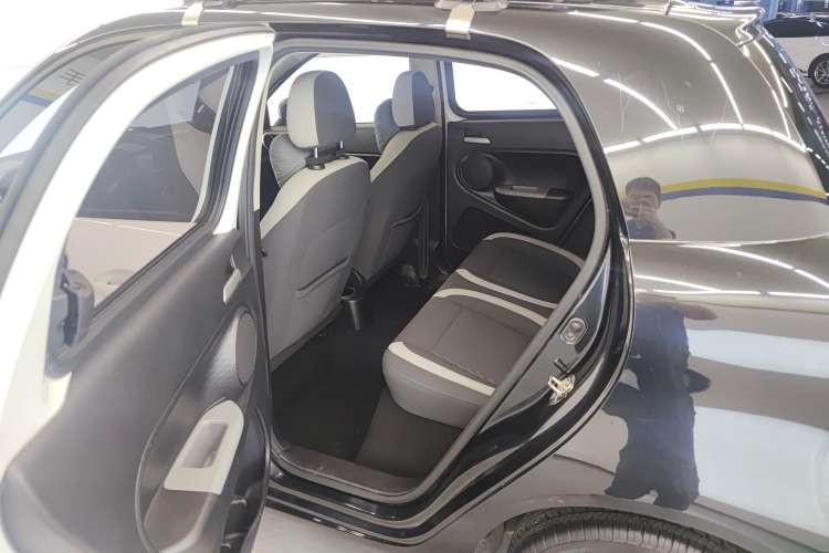 Used ORA Black Cat 2021 301 km Basic Version
