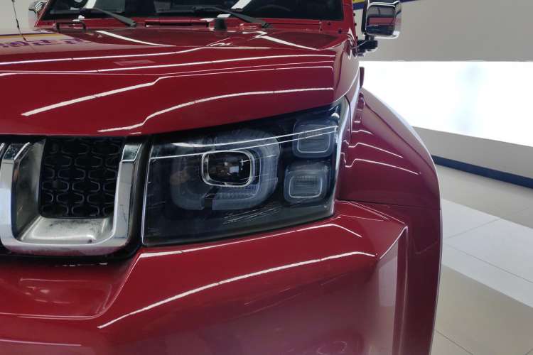 Used Beijing Auto BJ40 2023 2.0T Automatic Four-Wheel Drive Urban Hunter Edition Chivalrous Type
