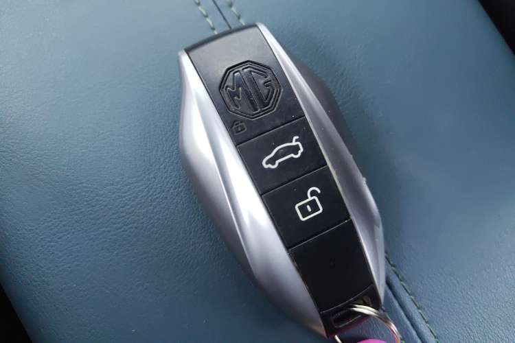 Used MG 7 2023 2.0T Automatic Hunter Luxury Edition
