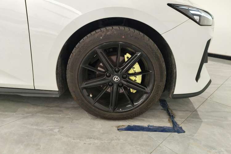 Used Changan UNI-V 2022 1.5T Prestige Version
