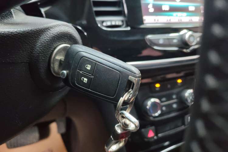 Used Buick Encore 2018 18T Automatic Two-Wheel Drive Urban Leading Model
