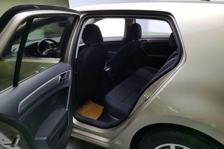 Used Volkswagen Golf 2019 200TSI DSG Comfort & Ambition Edition China VI Standard