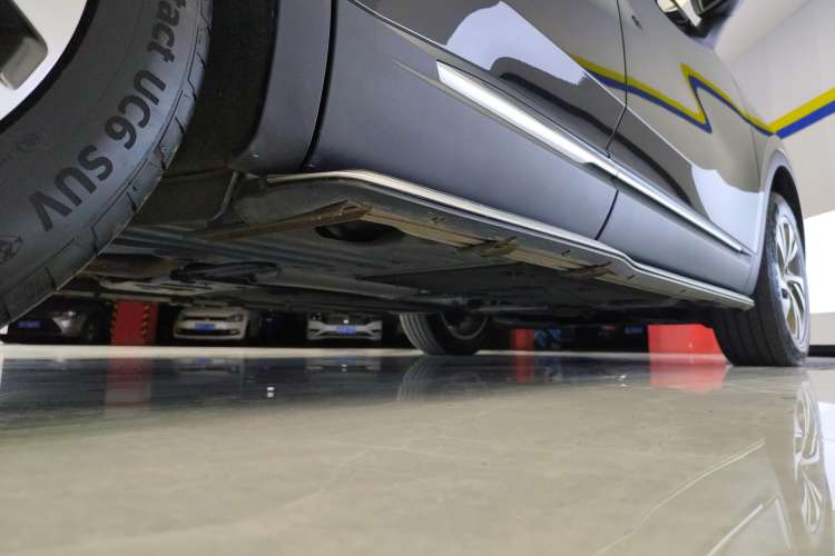 Used Buick Envision 2023 Encore S 552T Two-Wheel Drive Luxury Model
