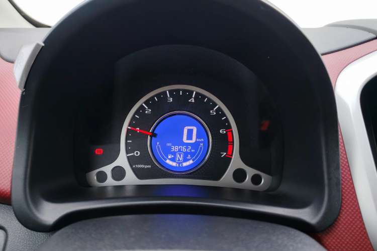 Used Changan Benni 2015 1.4L IMT Sunroof Version China IV Standard
