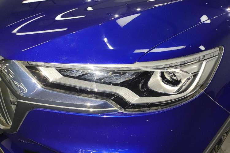 Used Hongqi HS5 2022 Facelifted Version 2.0T Smart Connect Flagship All-Wheel-Drive Edition
