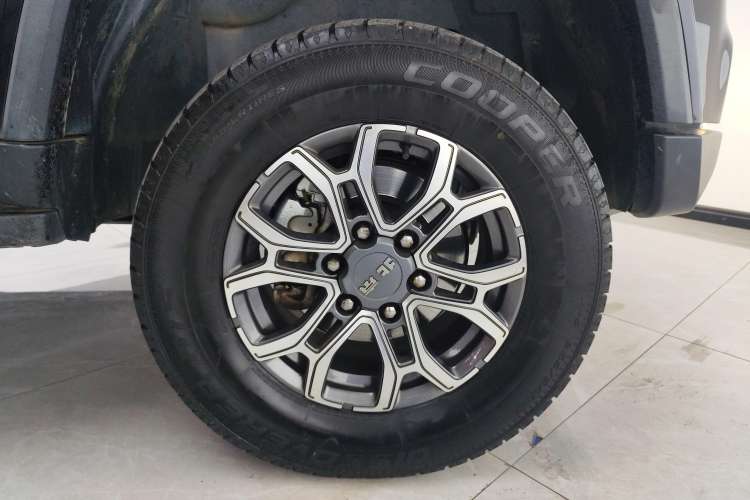 Used Beijing Auto BJ40 2023 2.0T Automatic Four-Wheel Drive Urban Hunter Edition Chivalrous Type
