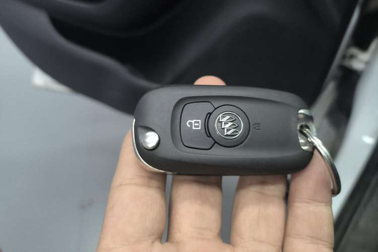 Used Buick Encore 2018 18T Automatic Two-Wheel Drive Urban Leading Model
