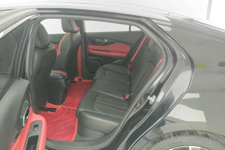 Used GAC Trumpchi EMPOW 2021 270T DCT J16 Version
