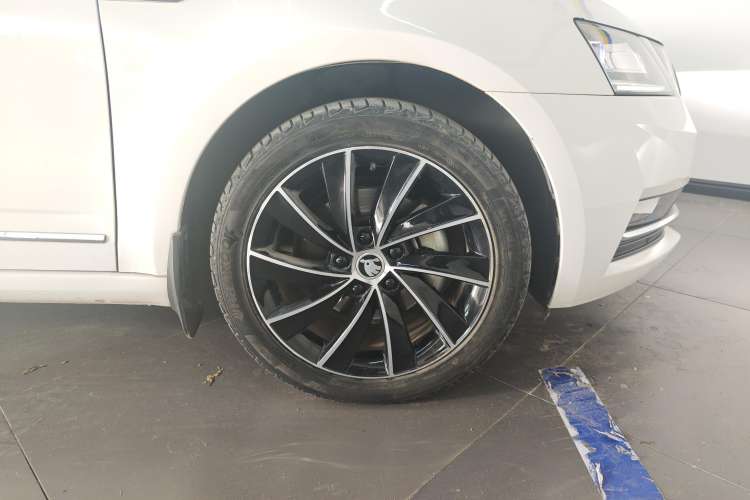 Used Skoda Octavia 2019 TSI280 DSG SmartDrive Luxury Edition China VI
