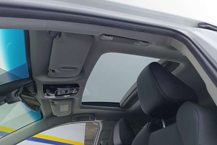 Used Toyota Venza 2022 2.0L CVT Two-Wheel Drive Luxury Edition
