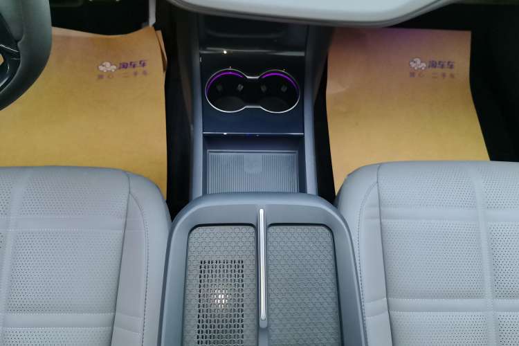 Used Hongqi EH7 2024 690 Pro