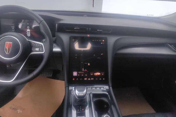 Used Hongqi H5 2024 2.0T Automatic Smart Connect Flagship Edition
