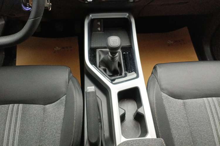 Used Wuling Jiachen 2022 1.5L Manual Enjoyment Elite Model