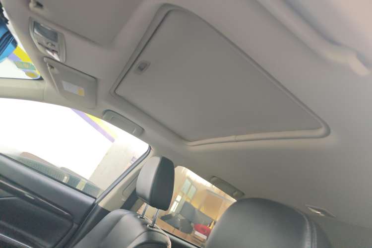 Used Mitsubishi Outlander 2018 2.0L Two-Wheel Drive Glory Edition 5 Seats