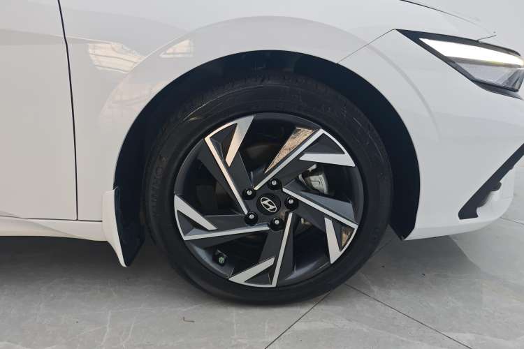 Used Hyundai Elantra 2023 1.5L CVT GLX Elite Edition
