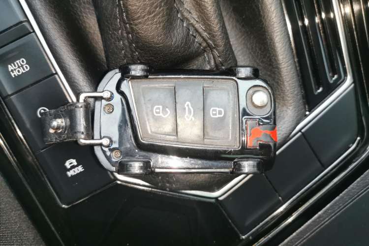 Used Volkswagen Tayron 2020 330TSI Two-Wheel Drive Luxury Smart Connectivity Version
