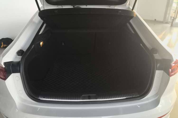 Used Bestune B70 2023 Third Generation 1.5T Automatic Enjoyment Version
