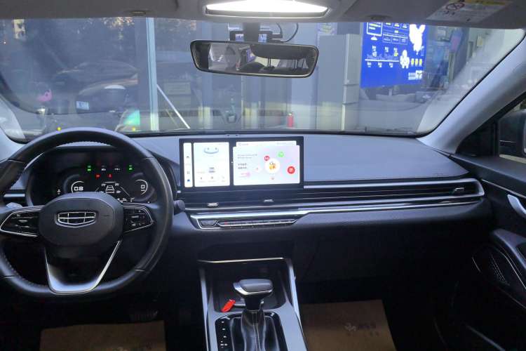 Used Geely Auto Emgrand 2023 4th Generation Champion Edition 1.5L CVT Prestige Model
