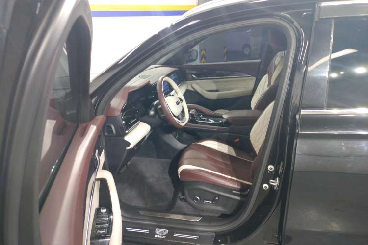 Used Geely Auto Monjaro L 2021 2.0TD DCT EVO Two-Wheel Drive Prestige Version
