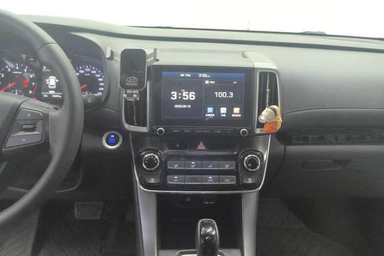 Used Hyundai ix35 2019 2.0L Automatic 2WD Zhiyong·Changxiang Edition China V Standard
