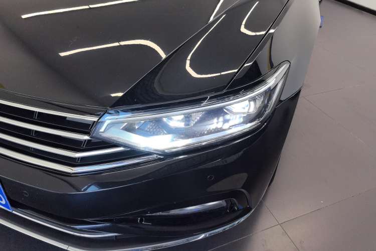 Used Volkswagen Magotan 2020 330TSI DSG Leading Model
