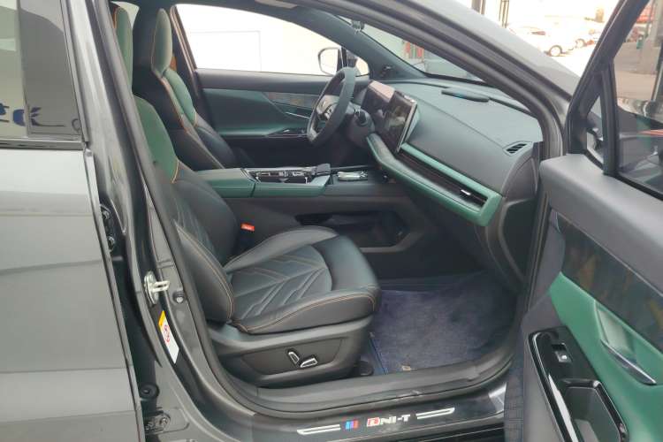 Used Changan UNI-T 2023 2nd Generation 1.5T Sport Edition Flagship Version
