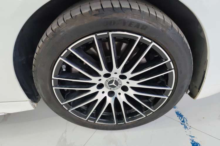 Used Mercedes-Benz C-Class 2023 Second Facelift C 260 L Sport Edition
