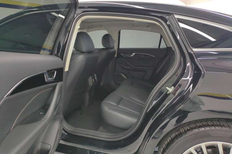 Used Bestune B70 2023 Third Generation 1.5T Automatic Enjoyment Version
