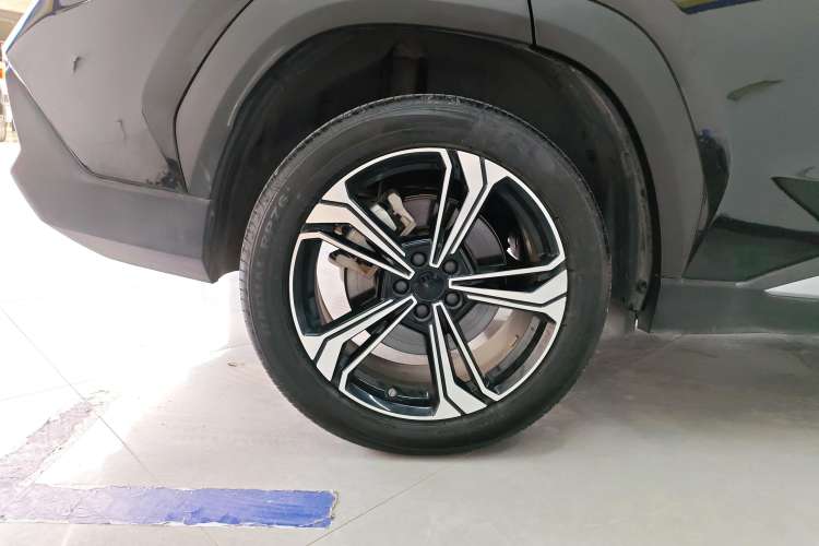 Used  L7 2024 1.5T 115 km MAX Dragon Edition