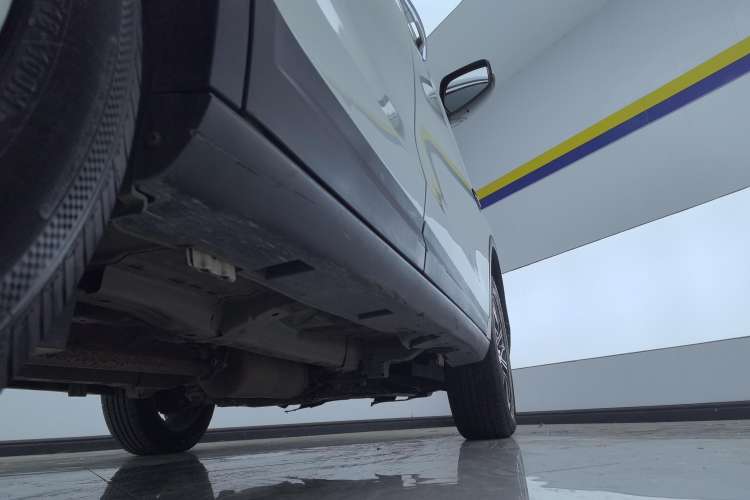 Used Dongfeng Aeolus AX7 2019 Classic 230T Automatic Luxury Top-Selling Model China V Standard
