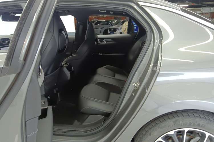 Used Lynk & Co 03 2022 1.5TD DCT JingPro
