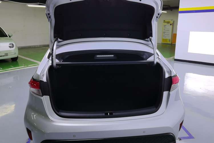 Used Toyota Levin 2021 Dual-Motor 1.8H E-CVT Sport Edition
