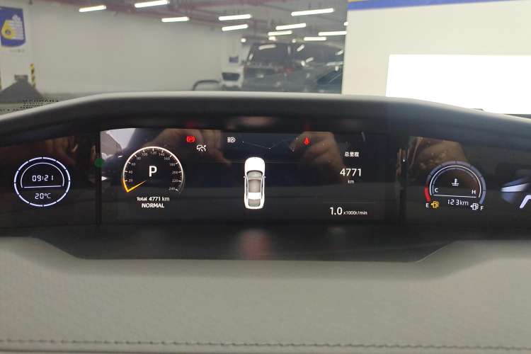 Used Changan UNI-V 2024 1.5T Prestige Edition
