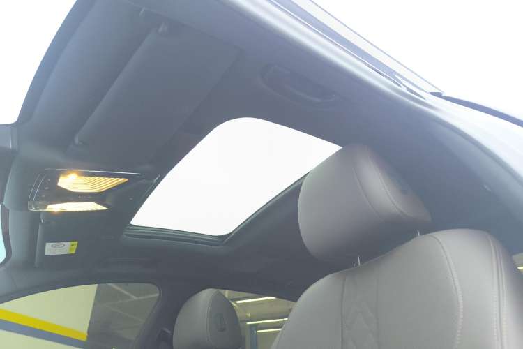 Used BMW 5 Series 2022 Second Facelift 530Li Leading Edition M Sport Package
