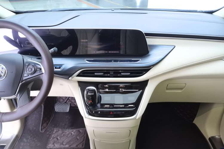 Used Buick GL8 2023 ES Lu Zun Luxury Model
