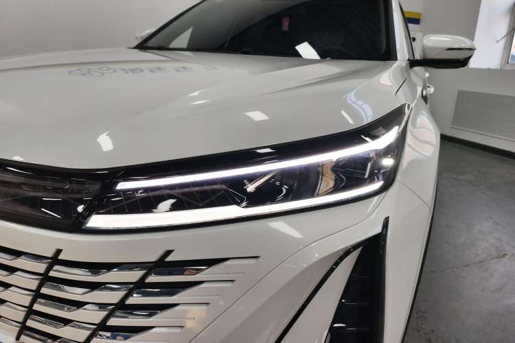 Used Changan CS75 PLUS 2023 3rd Generation 1.5T Automatic Prestige Model
