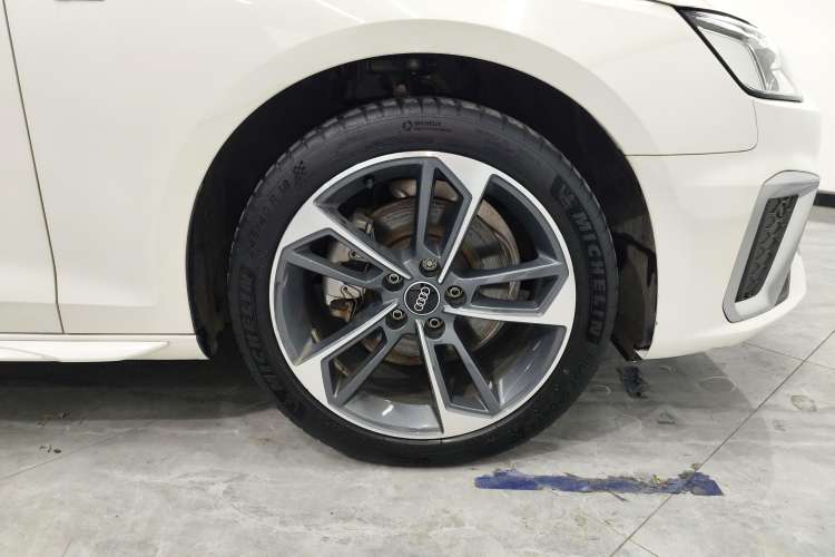 Used Audi A4L 2022 40 TFSI Fashion Dynamic Model
