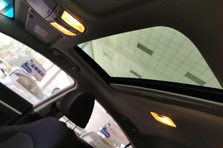 Used Hyundai Elantra 2016 1.6L Automatic ZhiXuan – Elite Version
