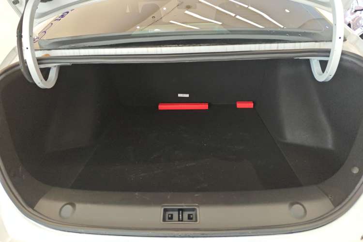 Used Dongfeng Aeolus Yixuan MAX 2024 1.5T Luxury Edition
