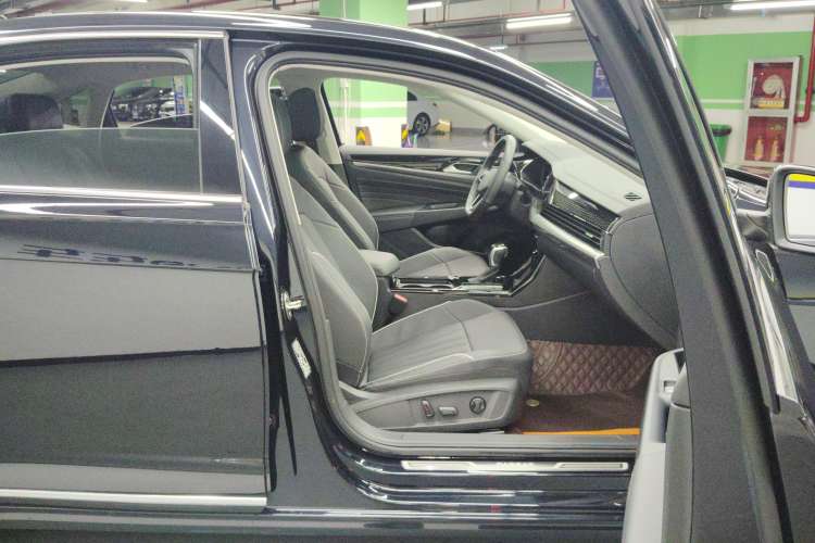 Used Volkswagen Passat 2024 380TSI Starry Elite Edition
